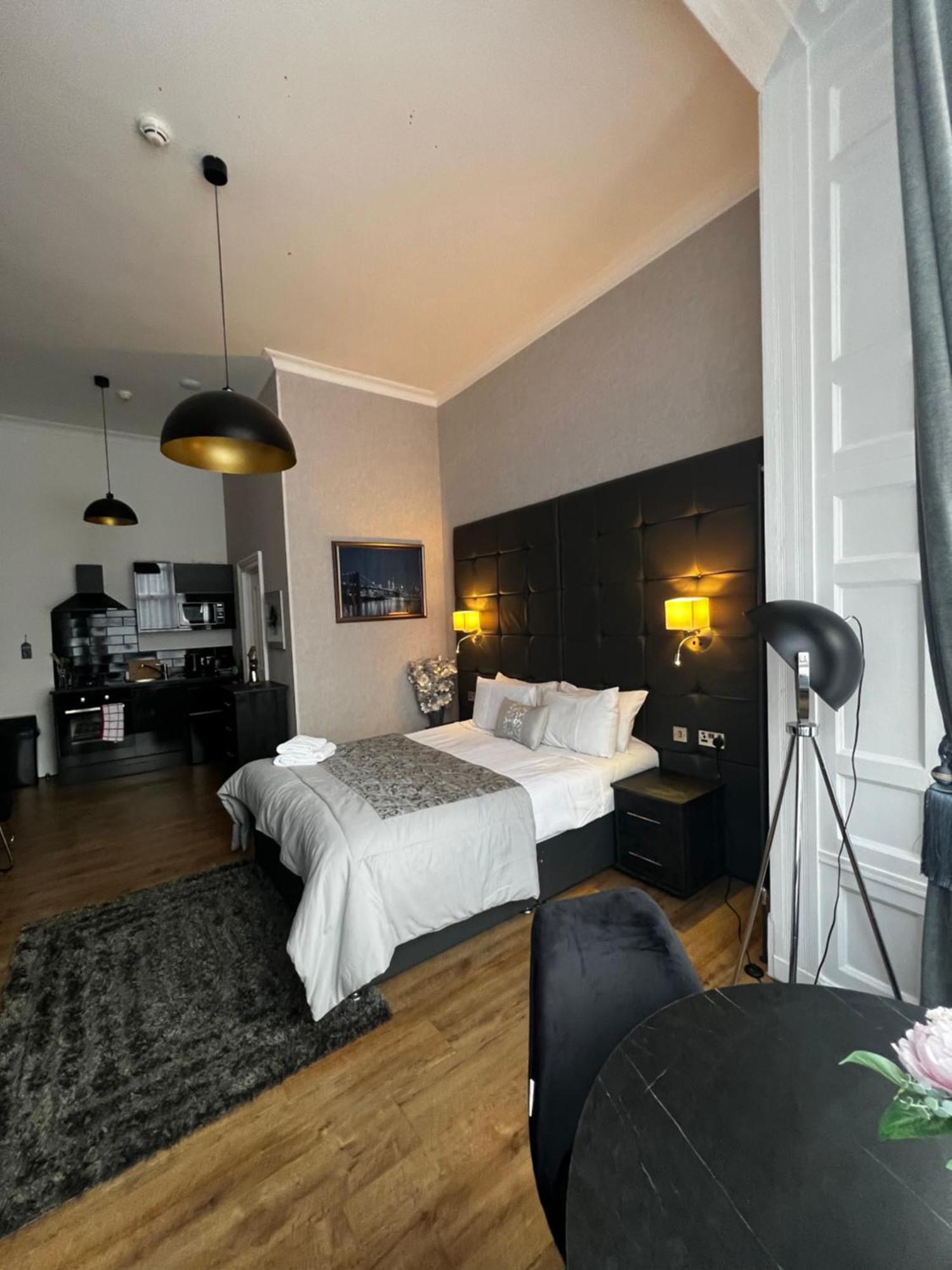 Amani Apartments - Glasgow City Centre Bagian luar foto