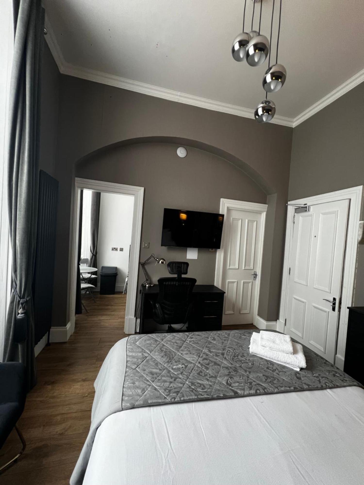 Amani Apartments - Glasgow City Centre Bagian luar foto